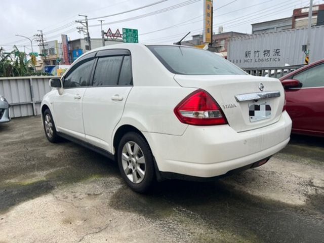 NISSAN日產 TIIDA  第4張相片