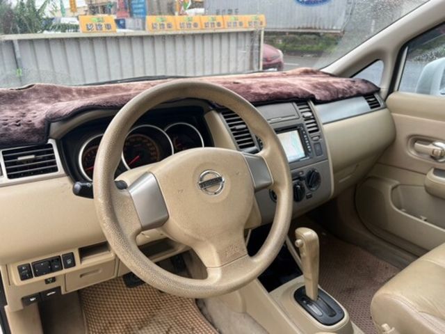 NISSAN日產 TIIDA  第7張相片