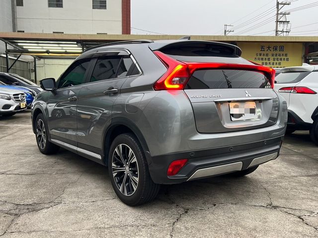 MITSUBISHI三菱 ECLIPSE  第2張相片