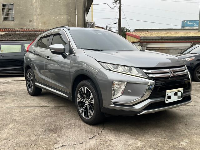 MITSUBISHI三菱 ECLIPSE  第3張相片