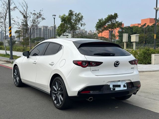 MAZDA馬自達 MAZDA 3  第4張相片