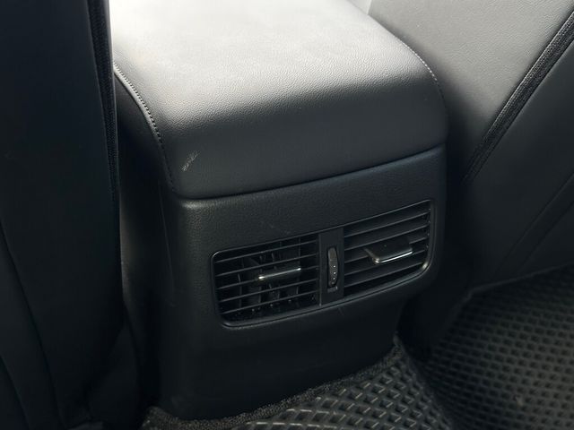 MAZDA馬自達 MAZDA 3  第15張相片