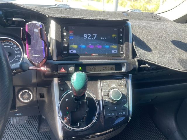 TOYOTA豐田 WISH  第12張相片