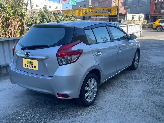 TOYOTA豐田 YARIS  第2張相片