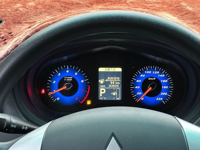 MITSUBISHI三菱 COLT PLUS  第5張相片
