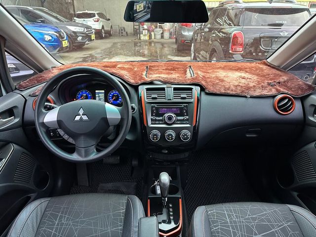 MITSUBISHI三菱 COLT PLUS  第8張相片