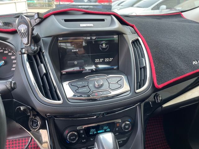 FORD福特 KUGA  第13張相片