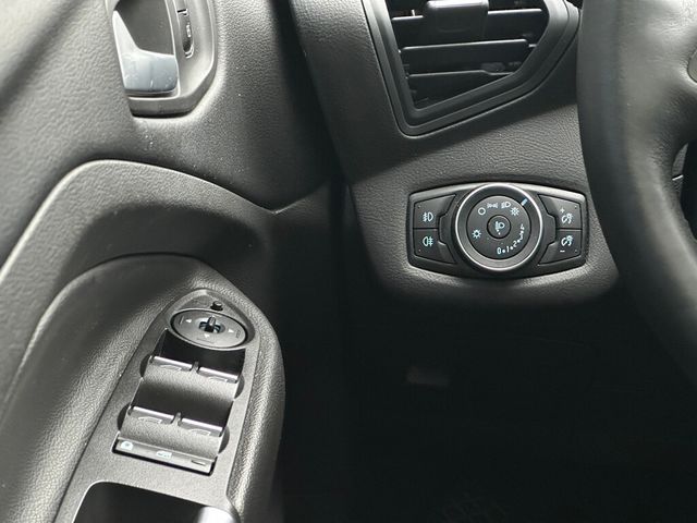 FORD福特 KUGA  第11張相片