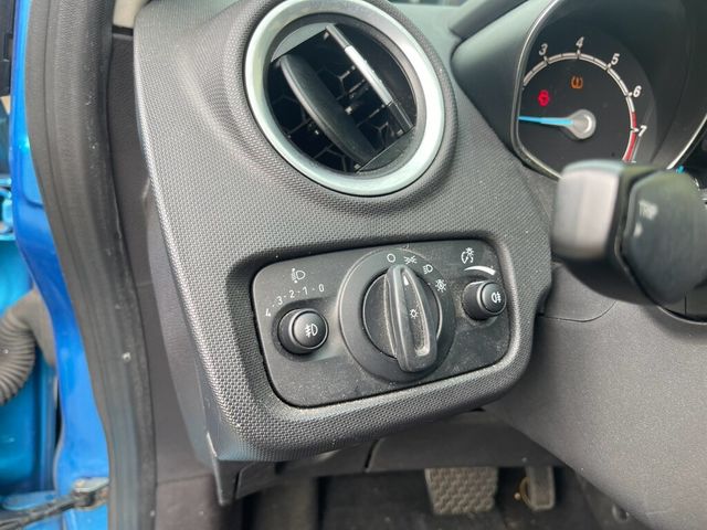 FORD福特 FIESTA  第19張相片