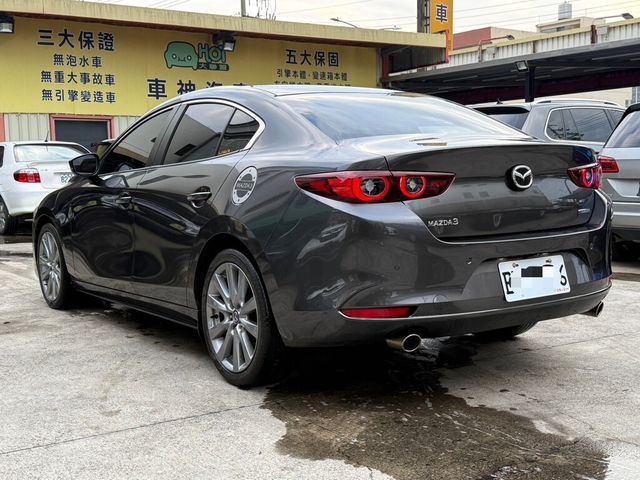 MAZDA馬自達 MAZDA 3  第3張相片