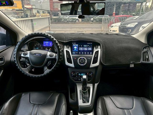 FORD福特 FOCUS  第7張相片