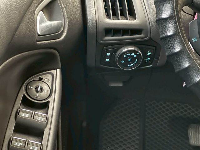 FORD福特 FOCUS  第9張相片