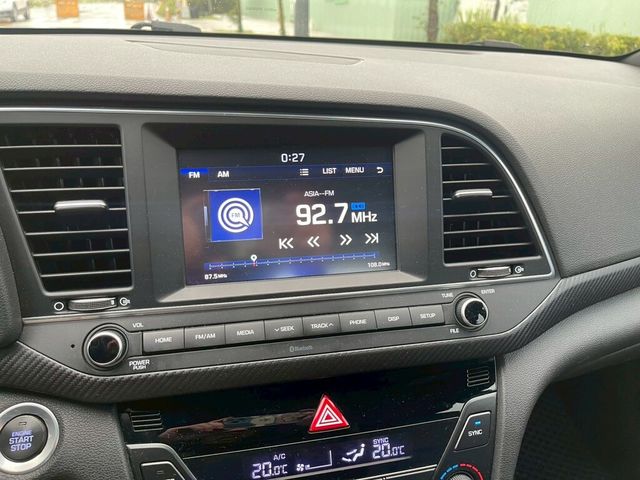 HYUNDAI現代 ELANTRA  第14張相片