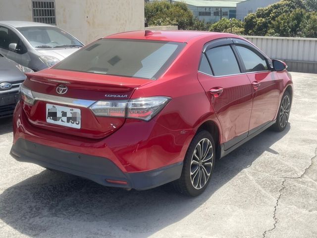 TOYOTA豐田 ALTIS  第2張相片