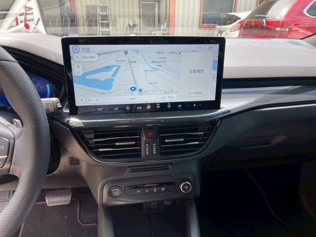 FORD福特 FOCUS  第13張相片