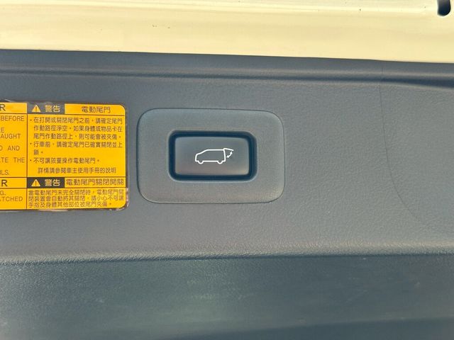TOYOTA豐田 ALPHARD  第5張相片