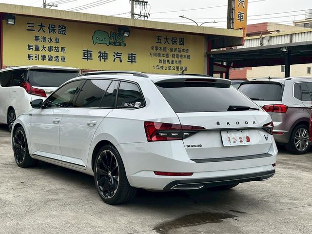 SKODA司科達 SUPERB COMBI  第4張相片