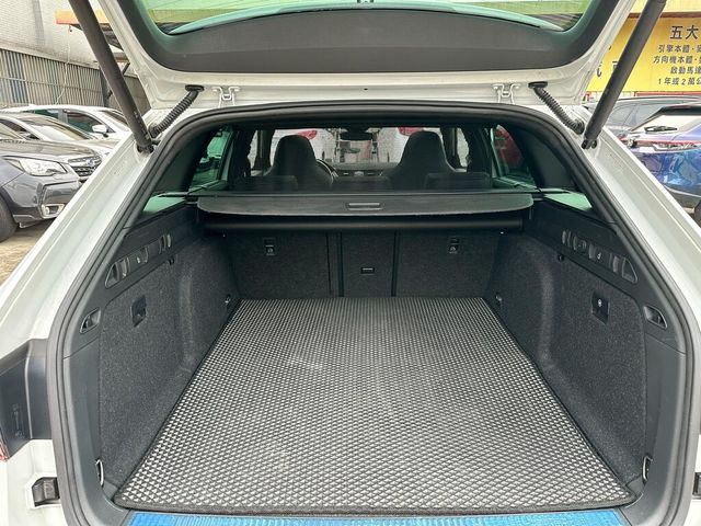 SKODA司科達 SUPERB COMBI  第17張相片