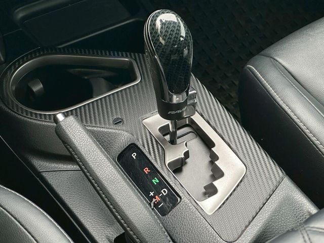 TOYOTA豐田 RAV4  第11張相片
