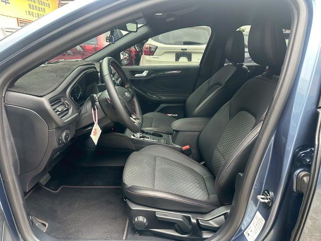 FORD福特 FOCUS  第7張相片