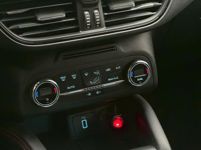 FORD福特 FOCUS  第13張相片