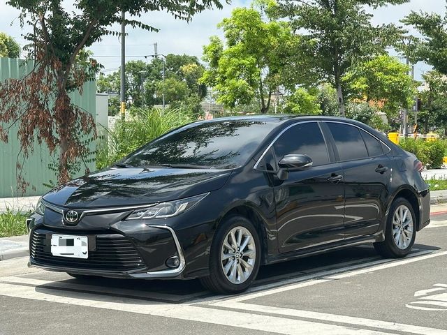 TOYOTA豐田 ALTIS  第1張相片