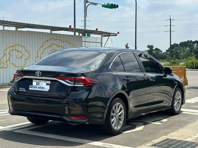 TOYOTA豐田 ALTIS  第4張相片