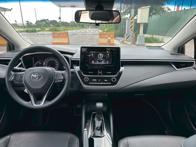 TOYOTA豐田 ALTIS  第7張相片