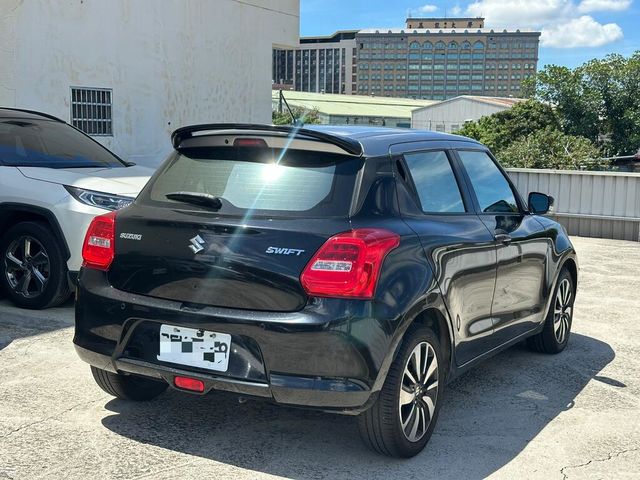 SUZUKI鈴木 SWIFT  第2張相片