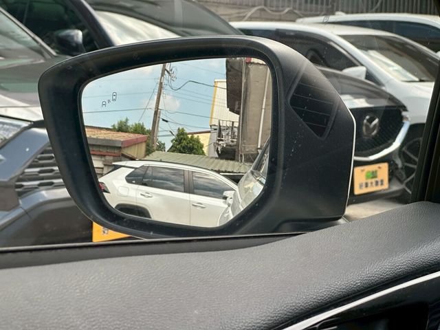 MITSUBISHI三菱 ECLIPSE  第18張相片