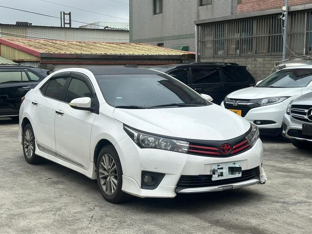 TOYOTA豐田 ALTIS  第3張相片