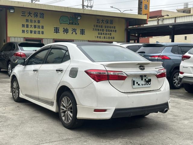 TOYOTA豐田 ALTIS  第4張相片