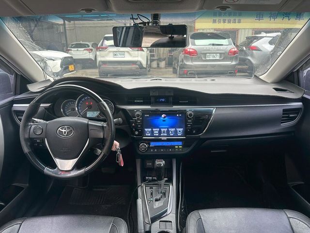 TOYOTA豐田 ALTIS  第7張相片