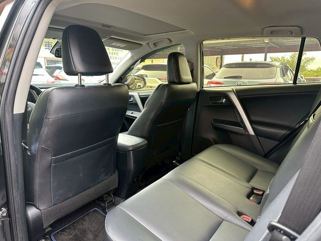 TOYOTA豐田 RAV4  第7張相片