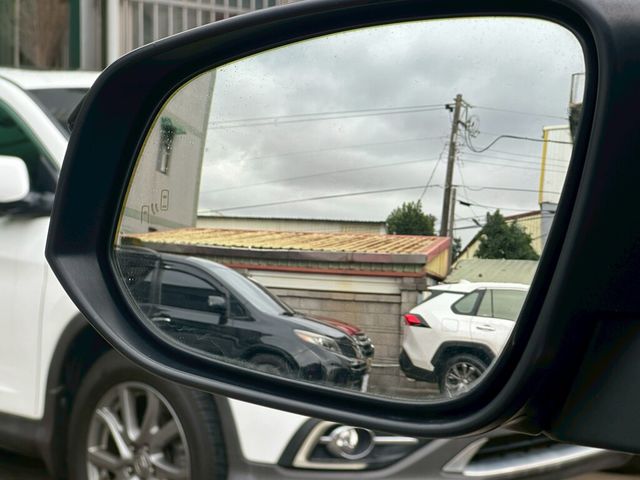 TOYOTA豐田 RAV4  第17張相片