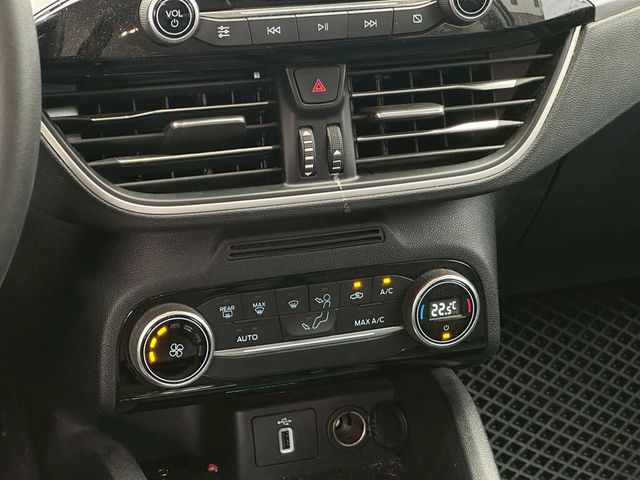 FORD福特 FOCUS  第12張相片