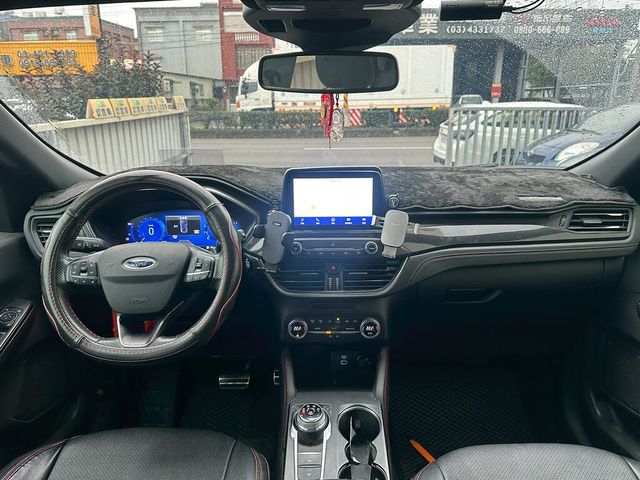 FORD福特 KUGA  第8張相片