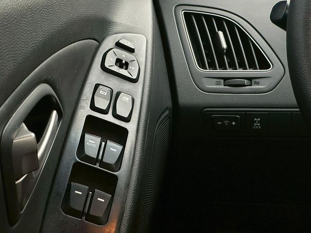 HYUNDAI現代 IX35  第10張相片