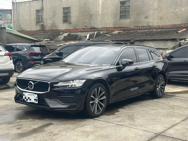 VOLVO富豪 V60  第1張相片