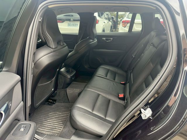 VOLVO富豪 V60  第7張相片