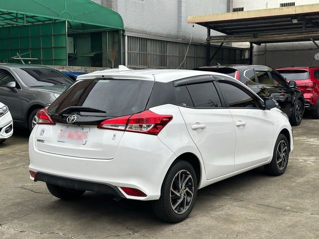 TOYOTA豐田 YARIS  第2張相片