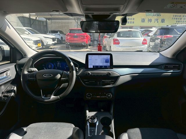 FORD福特 FOCUS ACTIVE  第8張相片