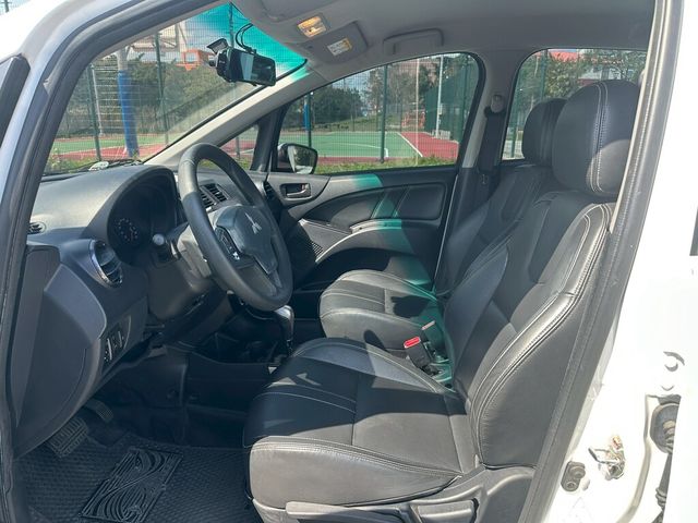 MITSUBISHI三菱 COLT PLUS  第6張相片