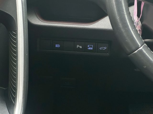 TOYOTA豐田 RAV4  第13張相片