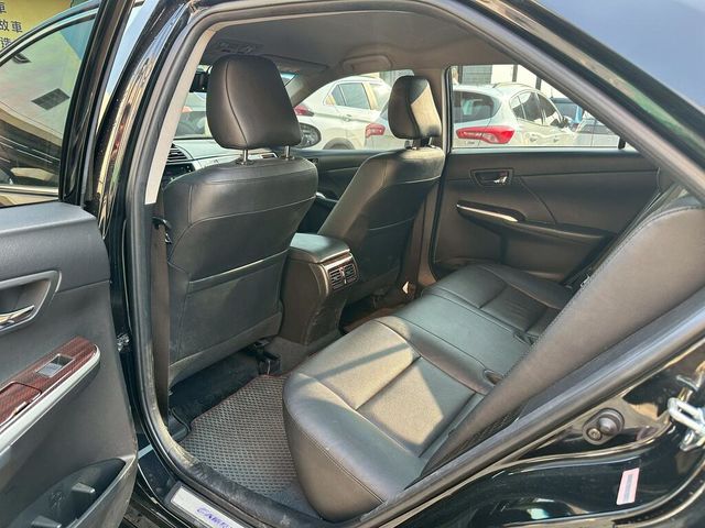 TOYOTA豐田 CAMRY HYBRID  第6張相片