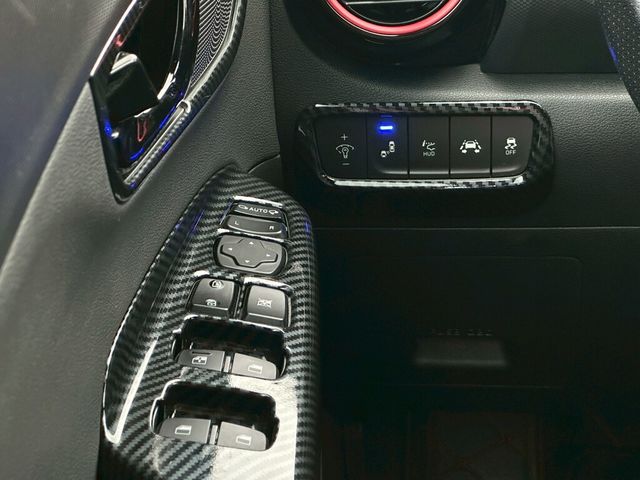 HYUNDAI現代 KONA  第12張相片