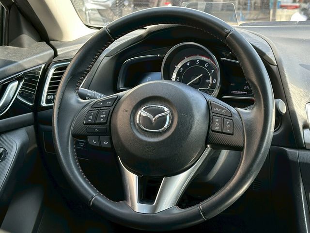MAZDA馬自達 MAZDA 3  第9張相片