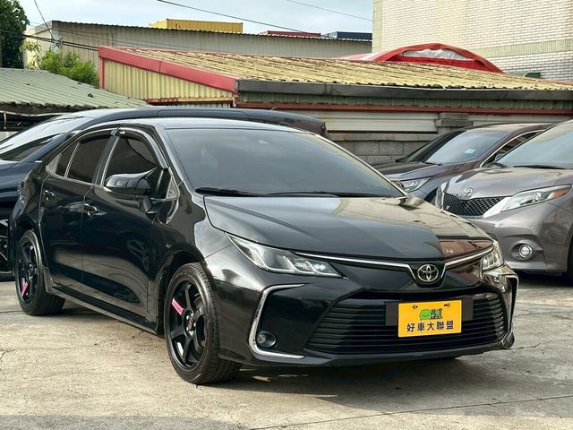 TOYOTA豐田 ALTIS  第3張相片