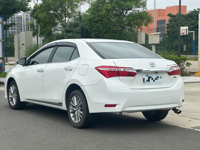 TOYOTA豐田 ALTIS  第4張相片