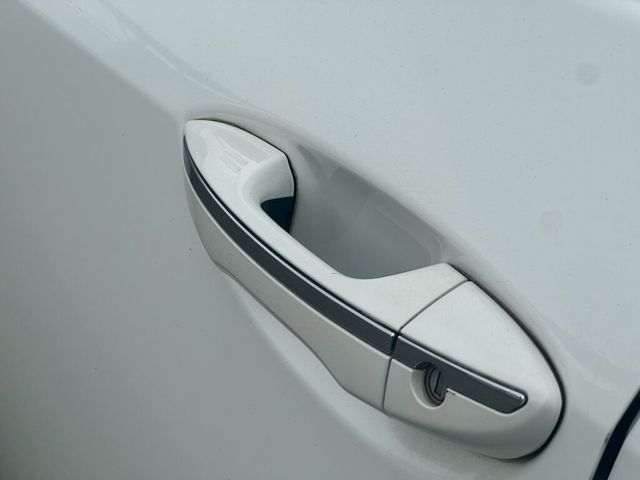TOYOTA豐田 ALTIS  第6張相片